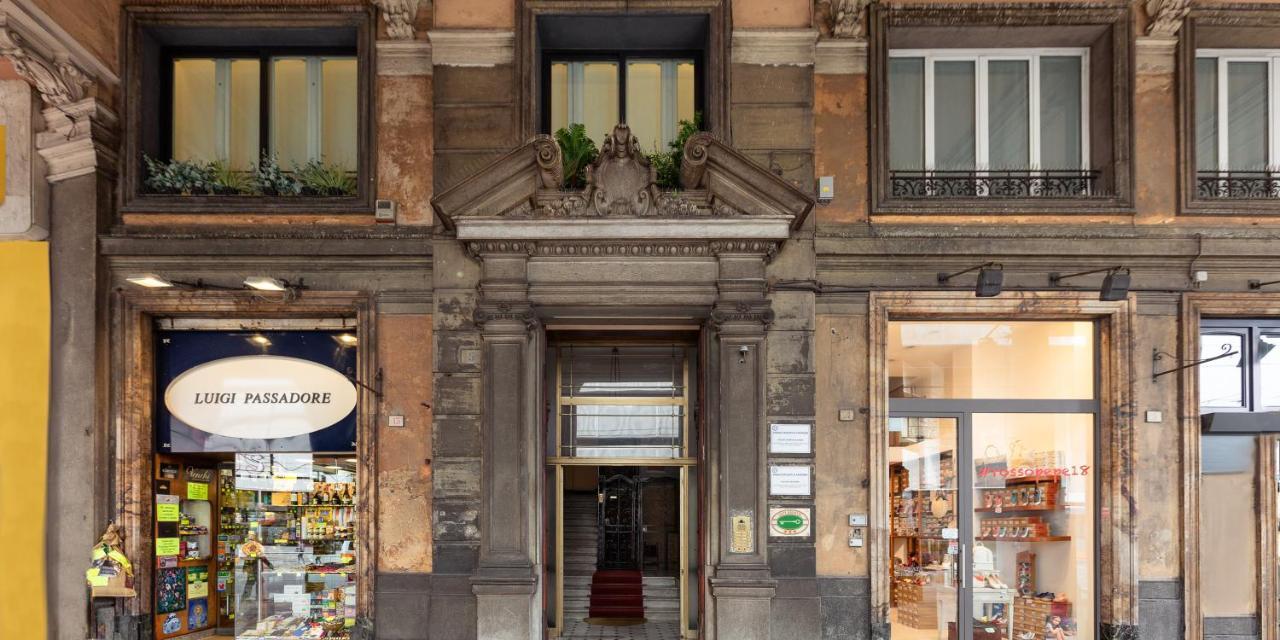 Suite Augustus - Free Parking Genoa Exterior photo